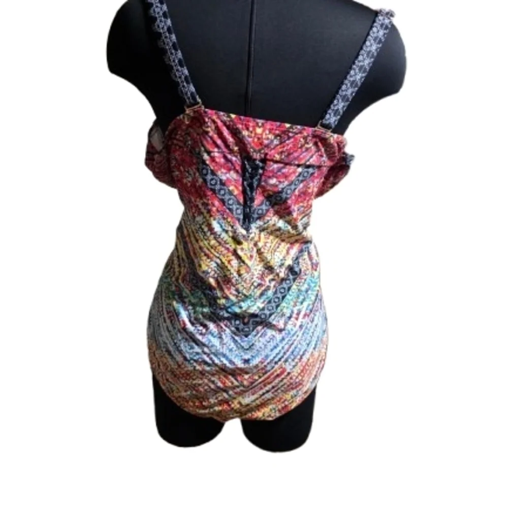 🔥 Meet Curve 4X Multicolor One-Piece Swimsuit | NWT | Plus Size 4X - Picture 6 of 7